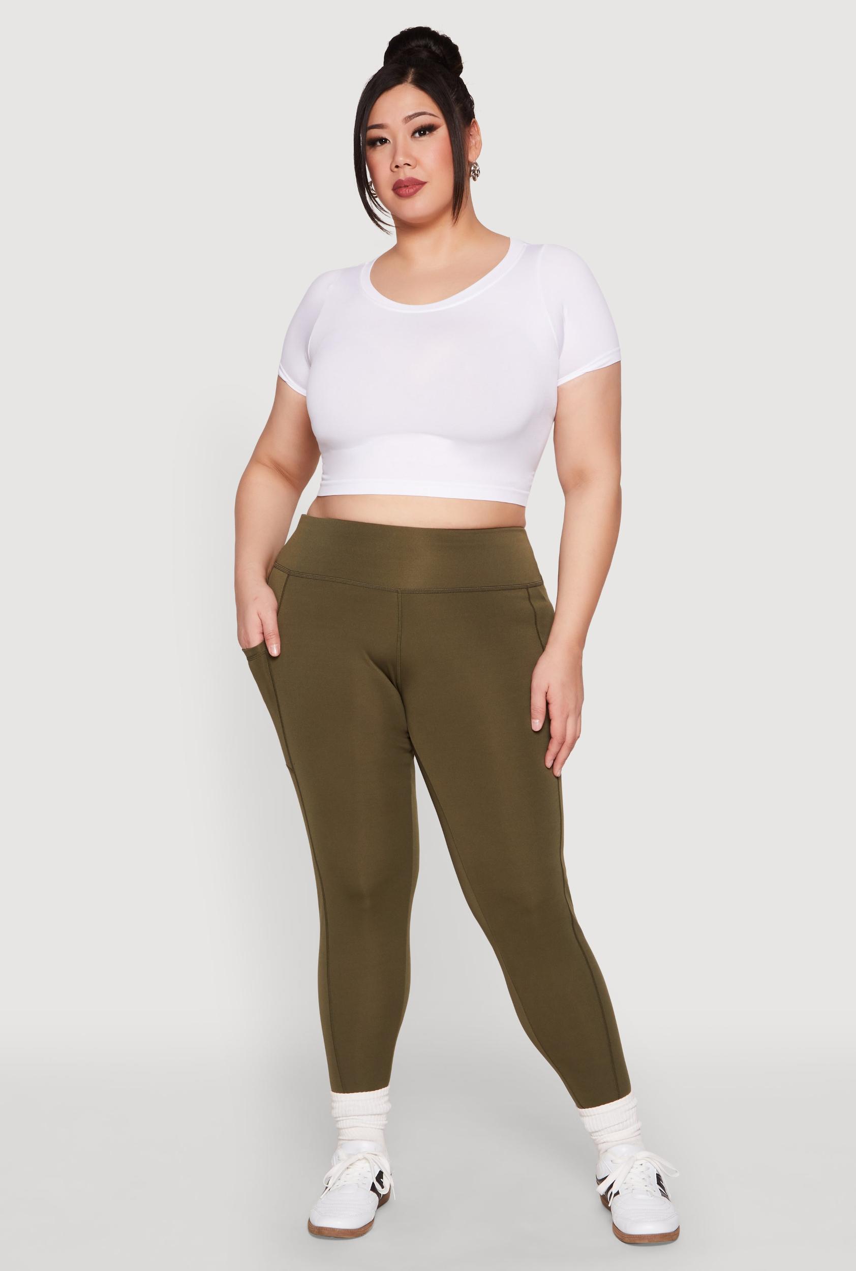 Womens Plus Size Side Pocket Leggings Product Image