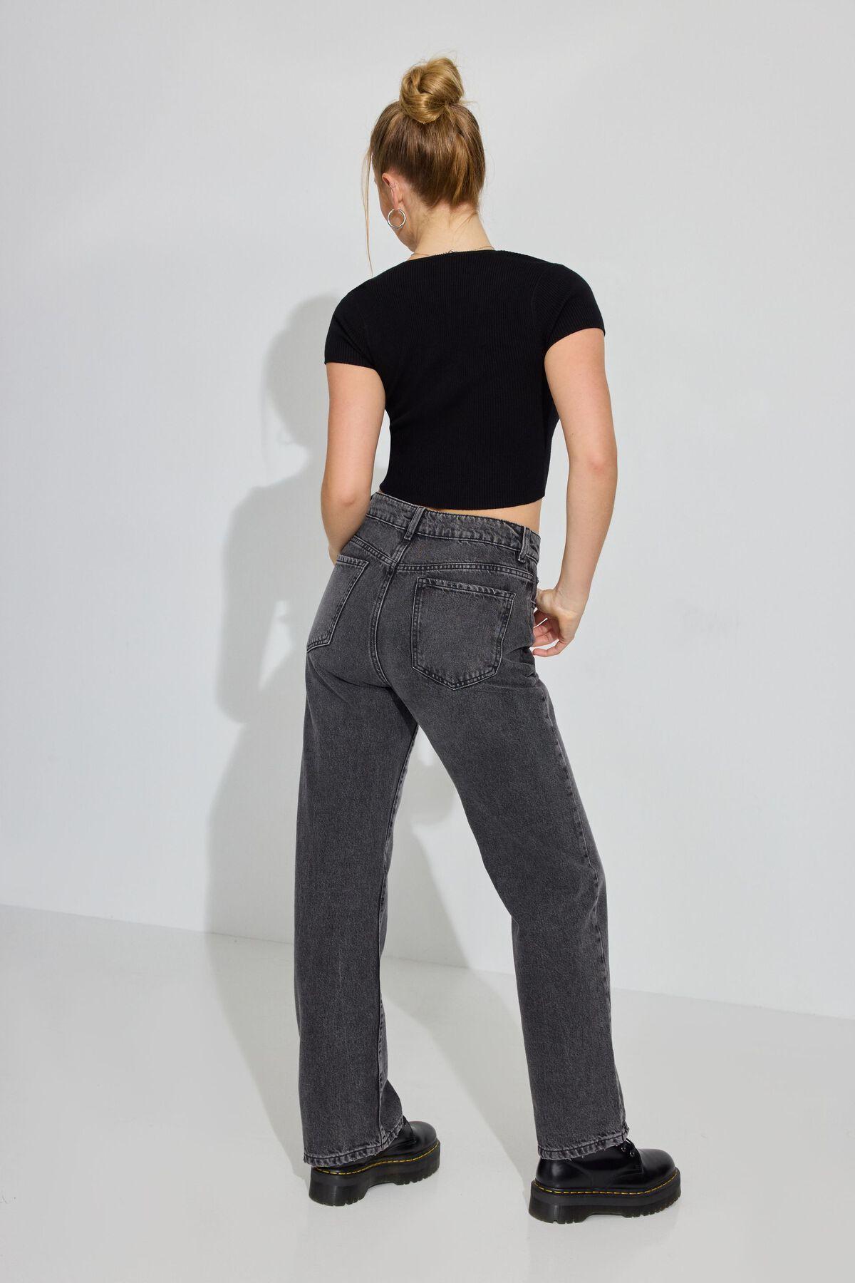'90s Straight Jean Product Image