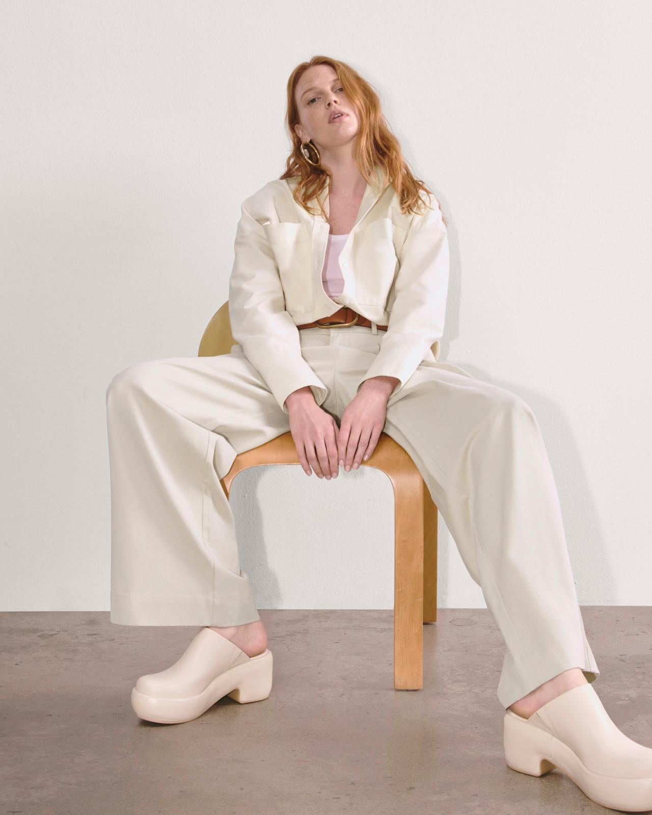 The Draper Pleated Pant in Buttersmooth Product Image
