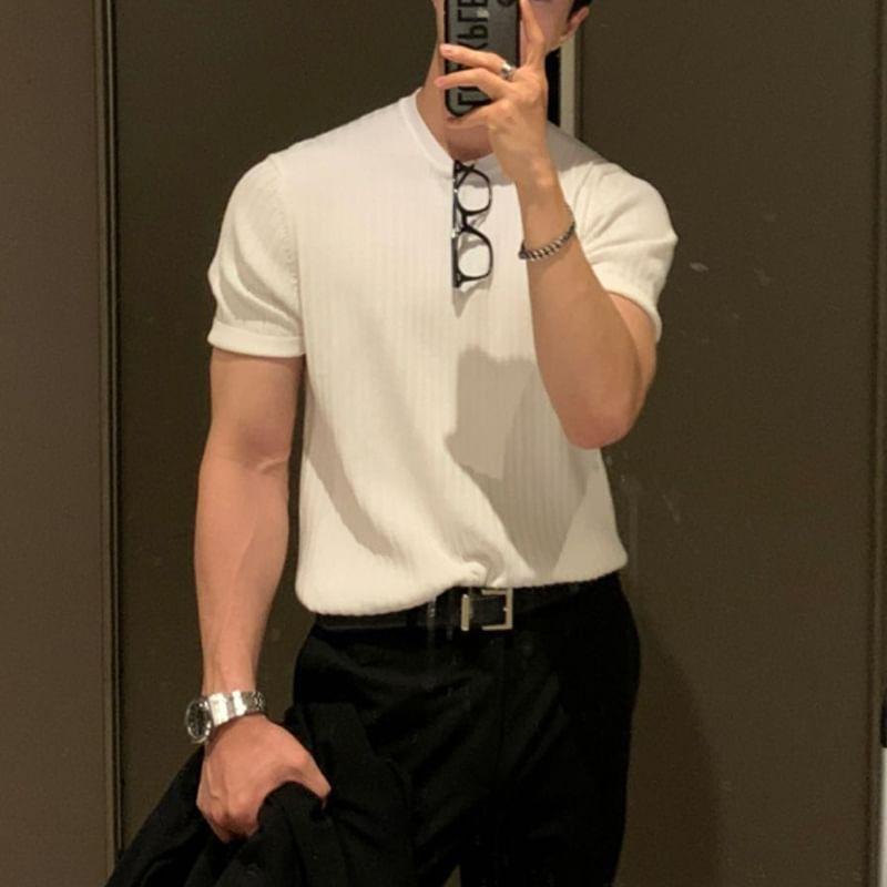 Short-Sleeve Round Neck Plain Ribbed T-Shirt Product Image