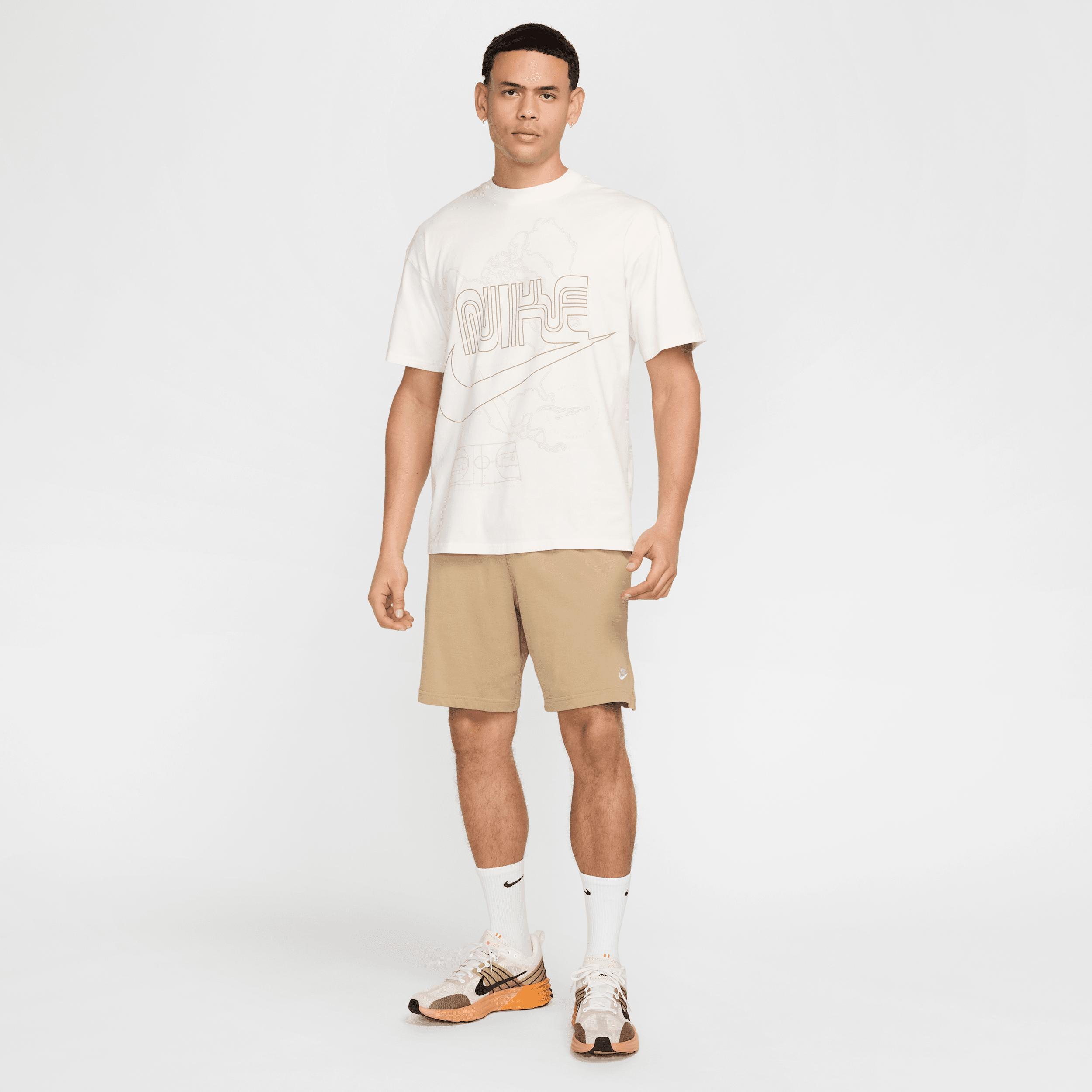 Nike Sportswear Men's Max90 T-Shirt Product Image