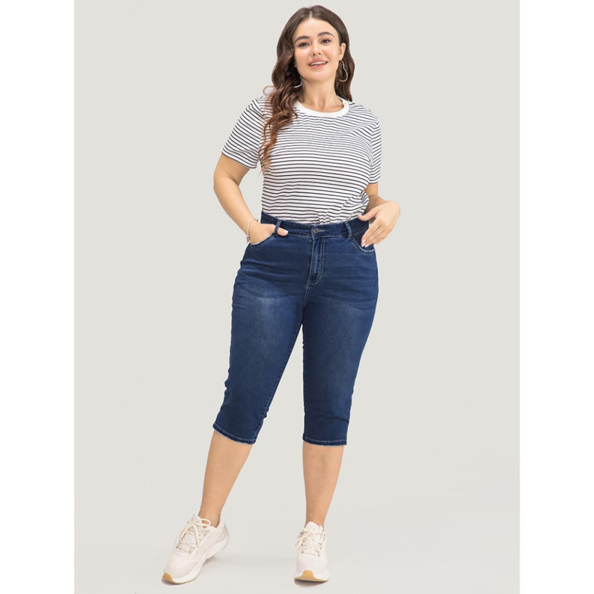 Plus Size Very Stretchy Medium Wash Split Hem Knee Denim Shorts Women DarkBlue High stretch Dailywear Pocket Casual Denim Shorts BloomChic 28/5X Product Image