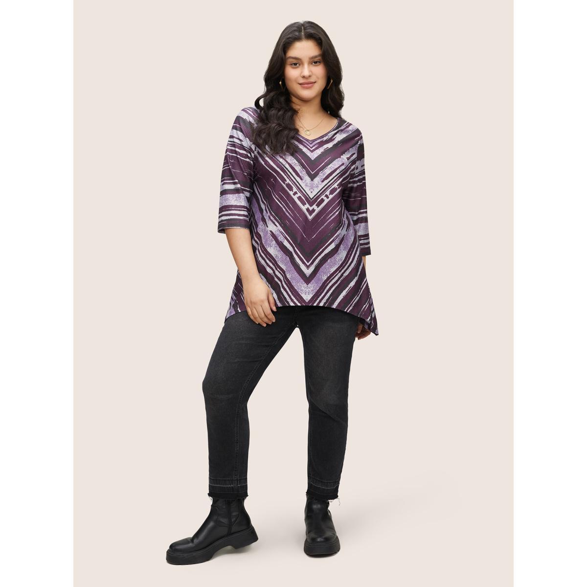 Plus Size Contrast Striped V Neck Asymmetrical Hem T-shirt Heather Women Casual Contrast Striped V-neck Everyday T-shirts BloomChic 14-16/1X Product Image
