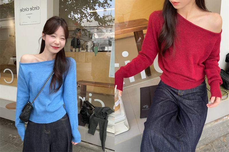Long-Sleeve Boat Neck Knit Top Product Image