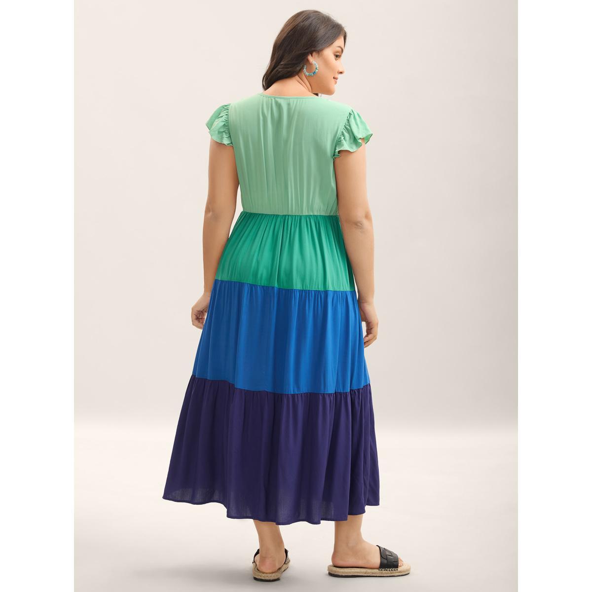 Plus Size Color Block Flutter Sleeve Pockets Midi Dress DarkBlue Women V-neck Sleeveless Curvy BloomChic 30/6X Product Image