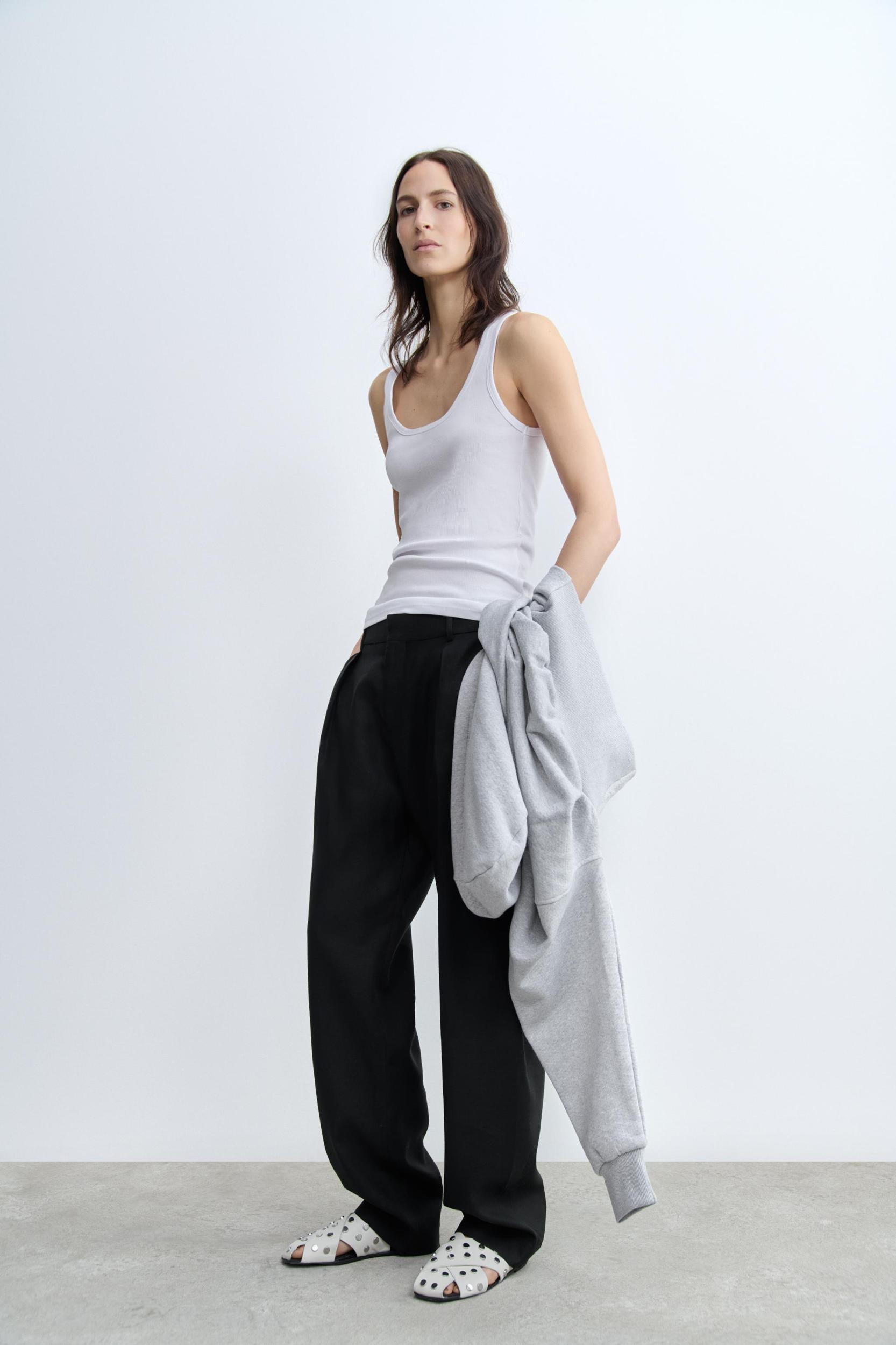 STRETCH TANK TOP Product Image