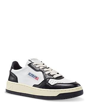 Autry Womens Medalist Low Top Sneakers Product Image