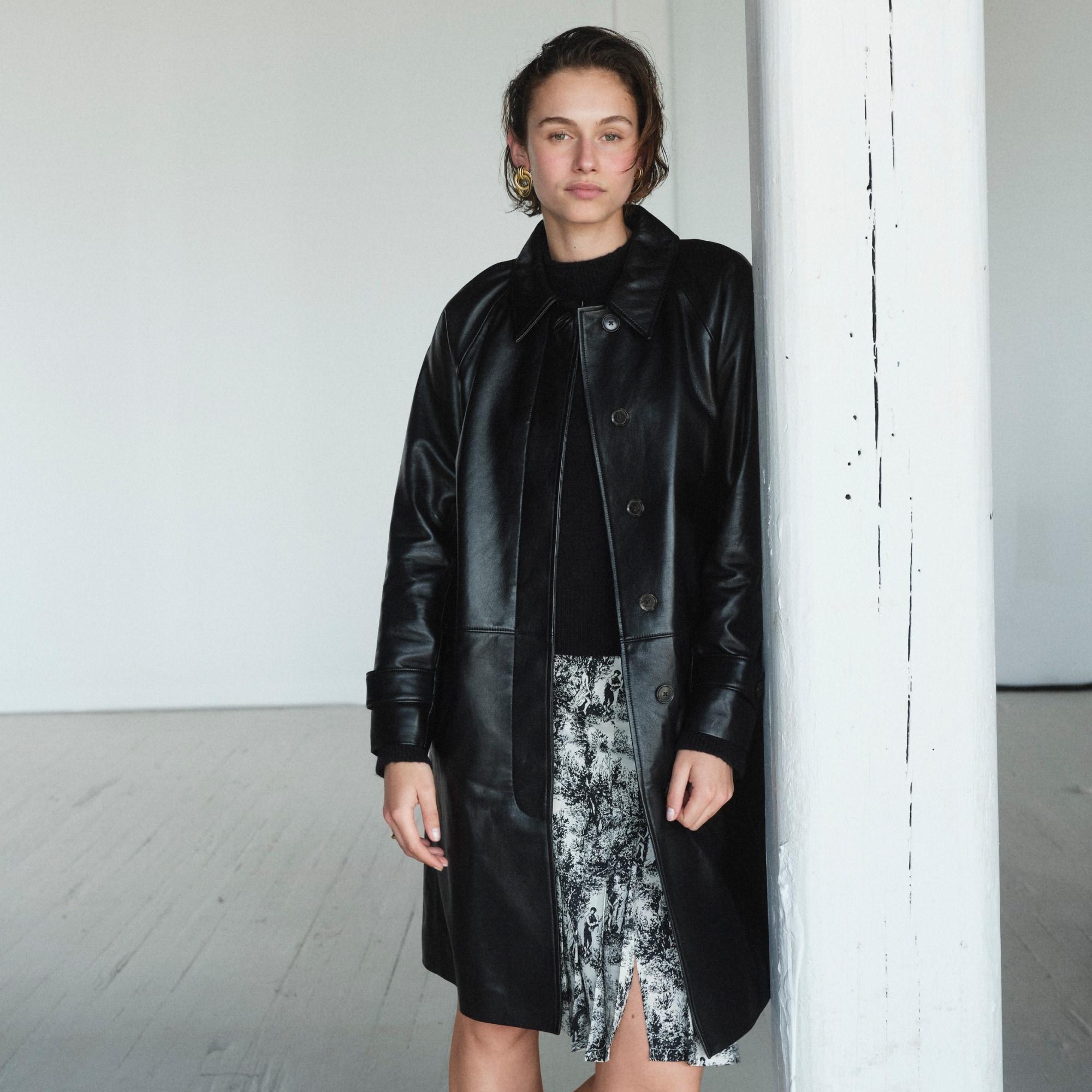 Pleated knee-length skirt in drapey viscose twill Product Image