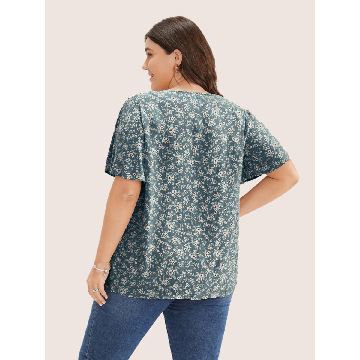 Plus Size Aegean Ditsy Floral Contrast Ruffle Sleeve Button Detail Blouse Women Elegant Short sleeve Non Everyday Blouses BloomChic 28/5X Product Image