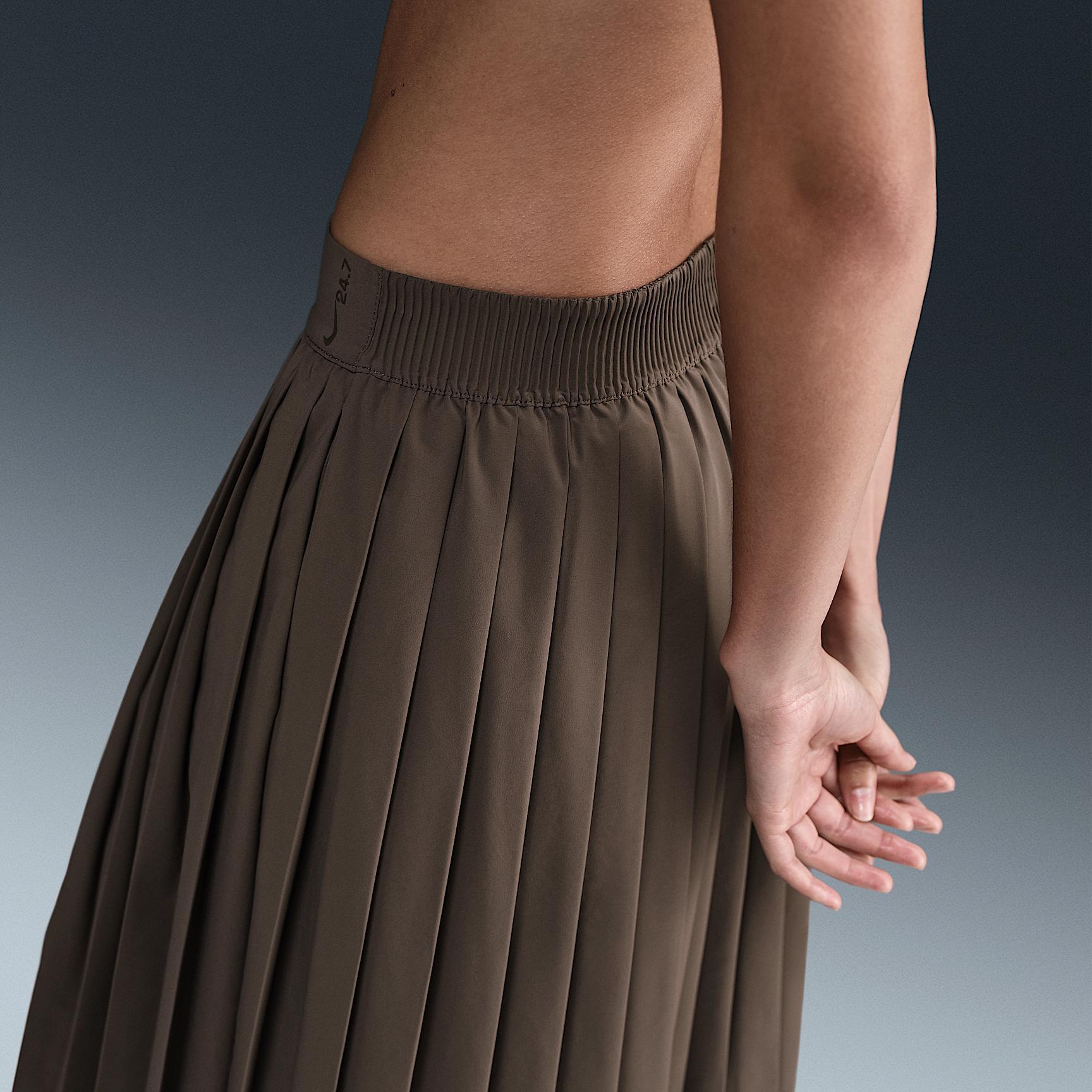 Nike Women's 24.7 PerfectStretch Dri-FIT Pleated Skirt Product Image