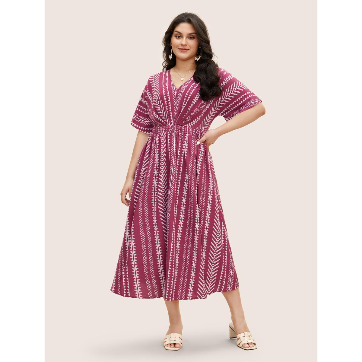 Plus Size Solid Geometric Dolman Sleeve Pocket Shirred Split Hem Dress Burgundy Women Resort Non V-neck Half Sleeve Curvy Long Dress BloomChic 12/L Product Image