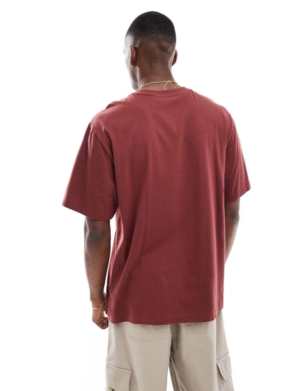 The North Face Evolution Box Fit Tee in maroon Product Image
