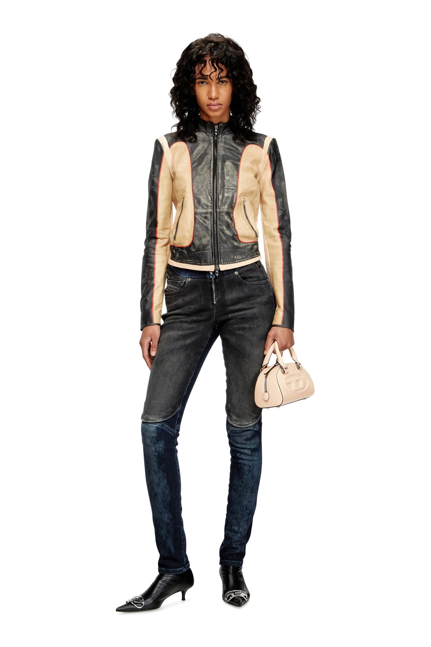 1DR DOME CROSSBODY Product Image