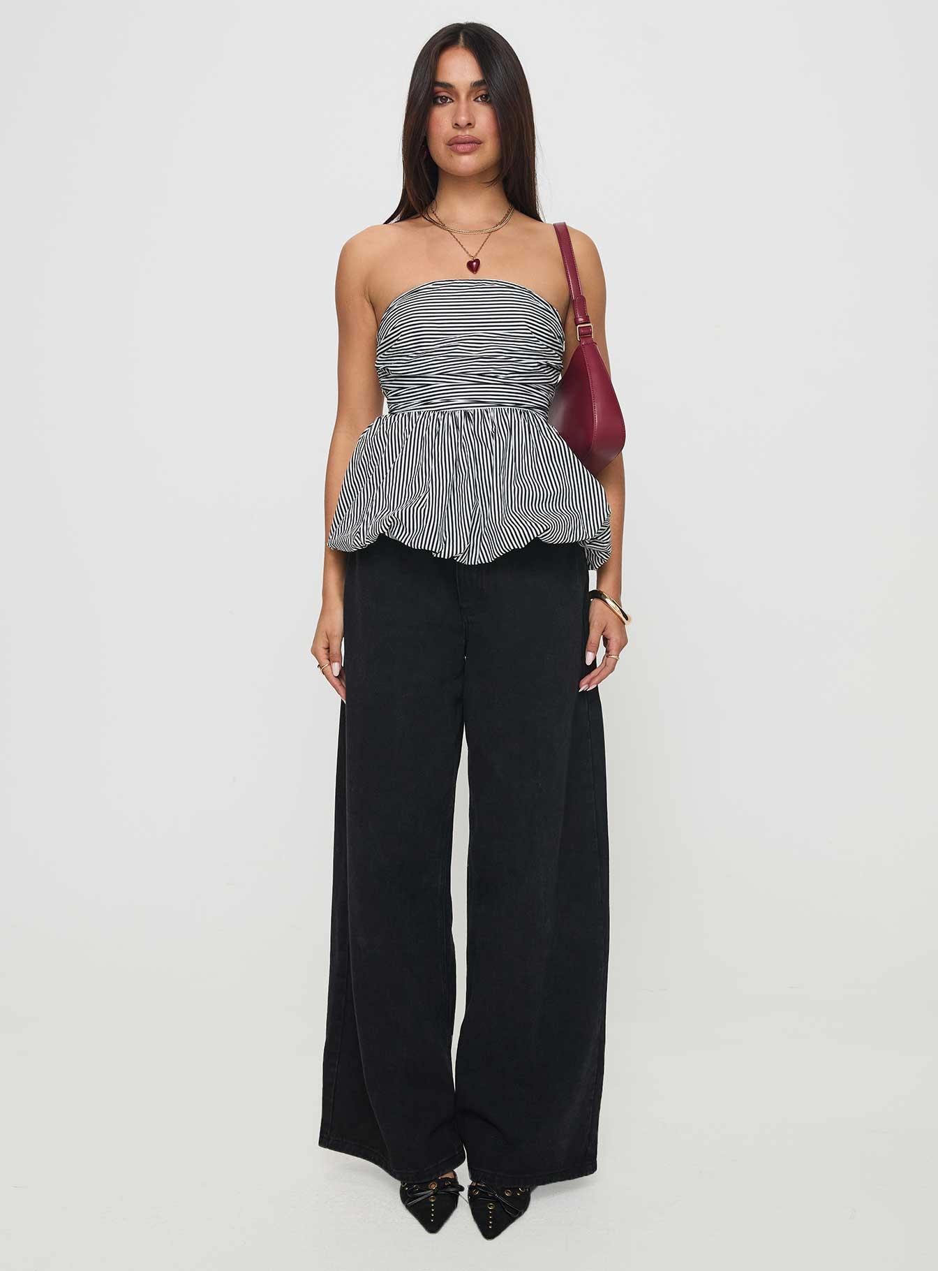 Selenea Bubble Hem Top Black / White Product Image