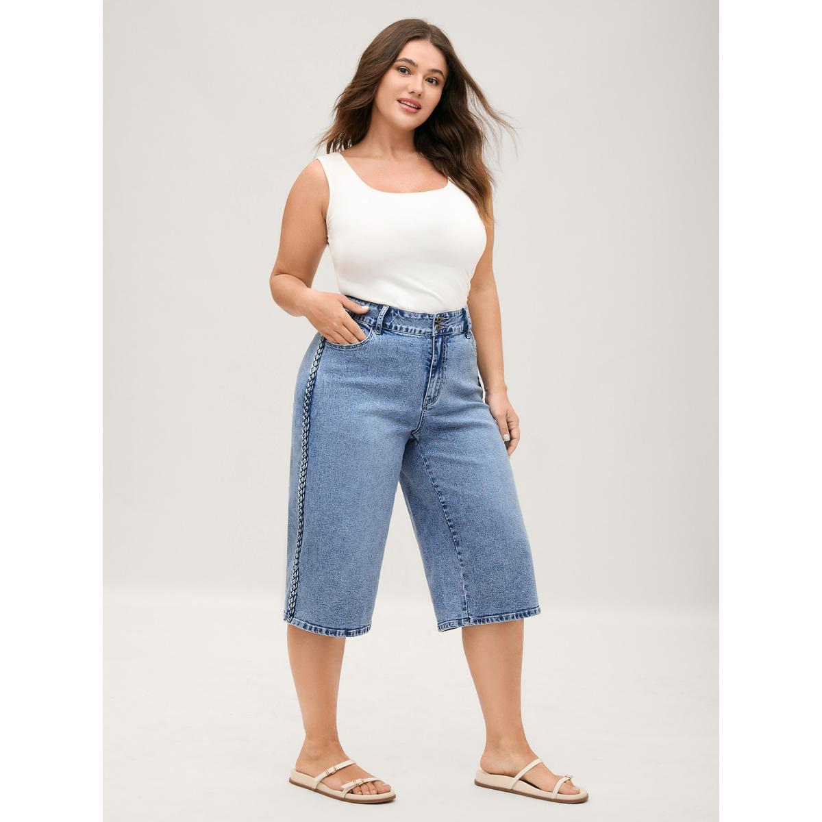Plus Size Classic Cut Wide-Leg Crop Jeans Women Midblue High stretch Slanted pocket Jeans BloomChic 12/L Product Image