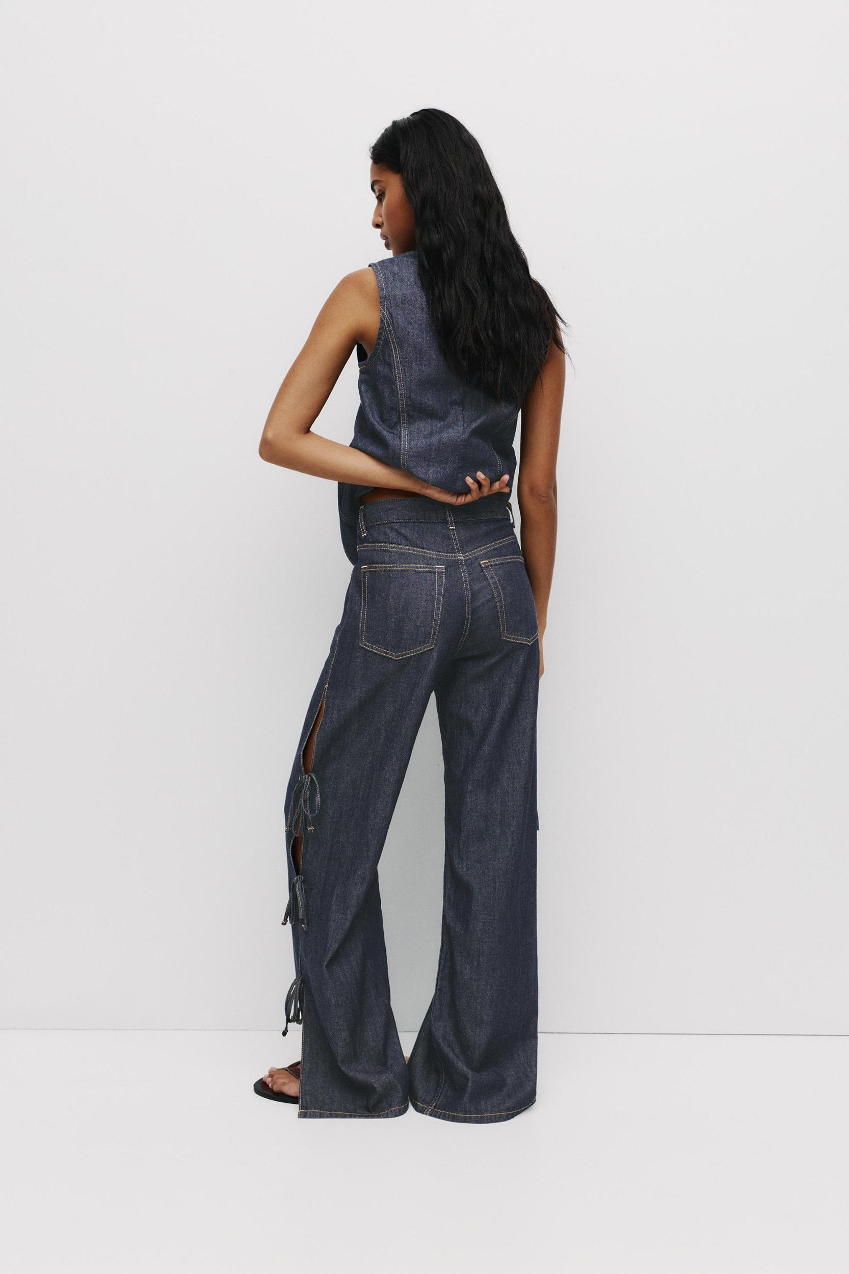 Wide-leg jeans with bows Product Image