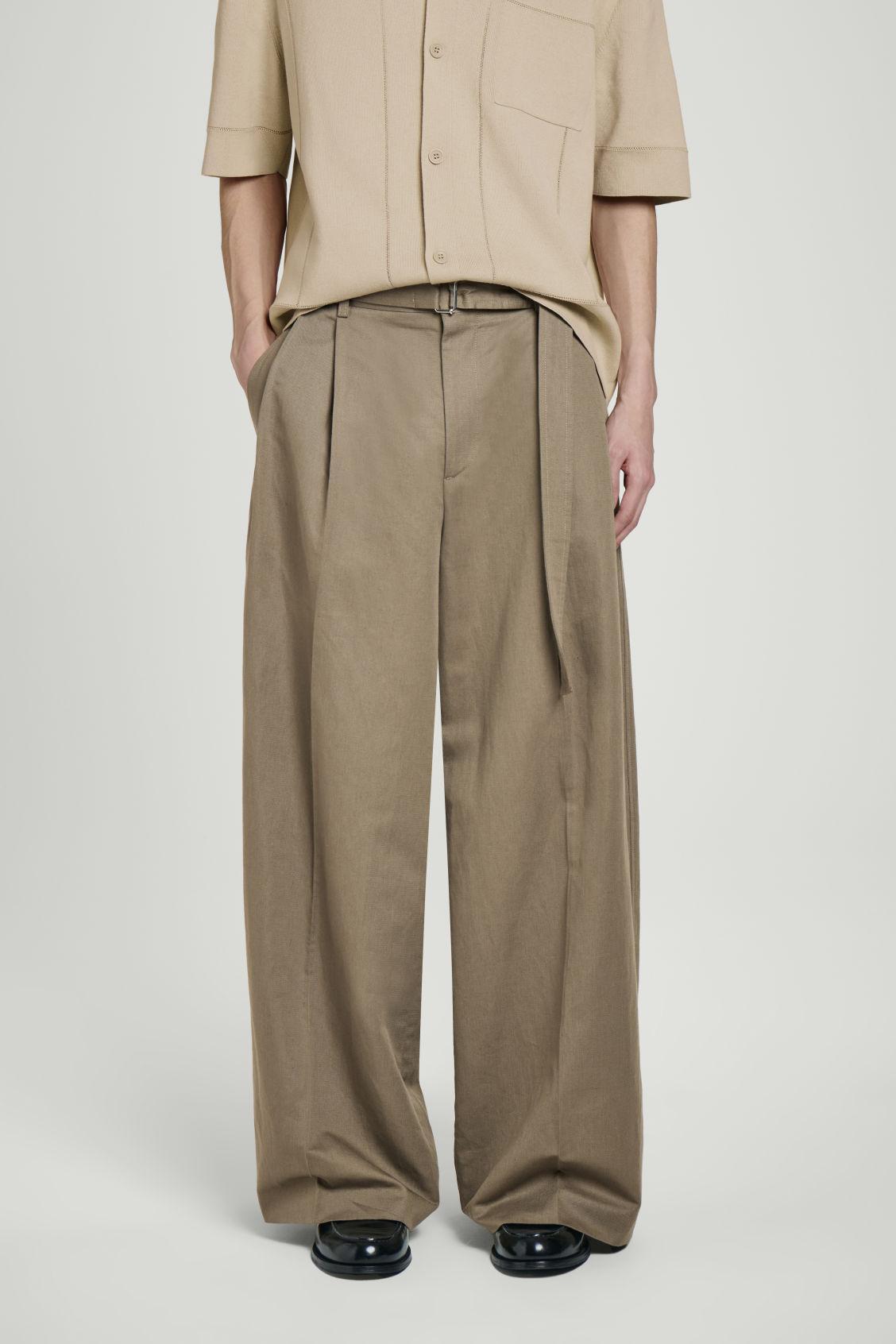 BELTED EXTRA WIDE-LEG PANTS Product Image