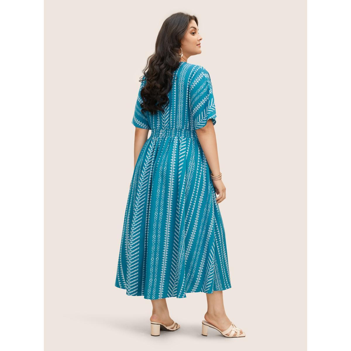 Plus Size Solid Geometric Dolman Sleeve Pocket Shirred Split Hem Dress Cerulean Women Resort Non V-neck Half Sleeve Curvy Long Dress BloomChic 12/L Product Image