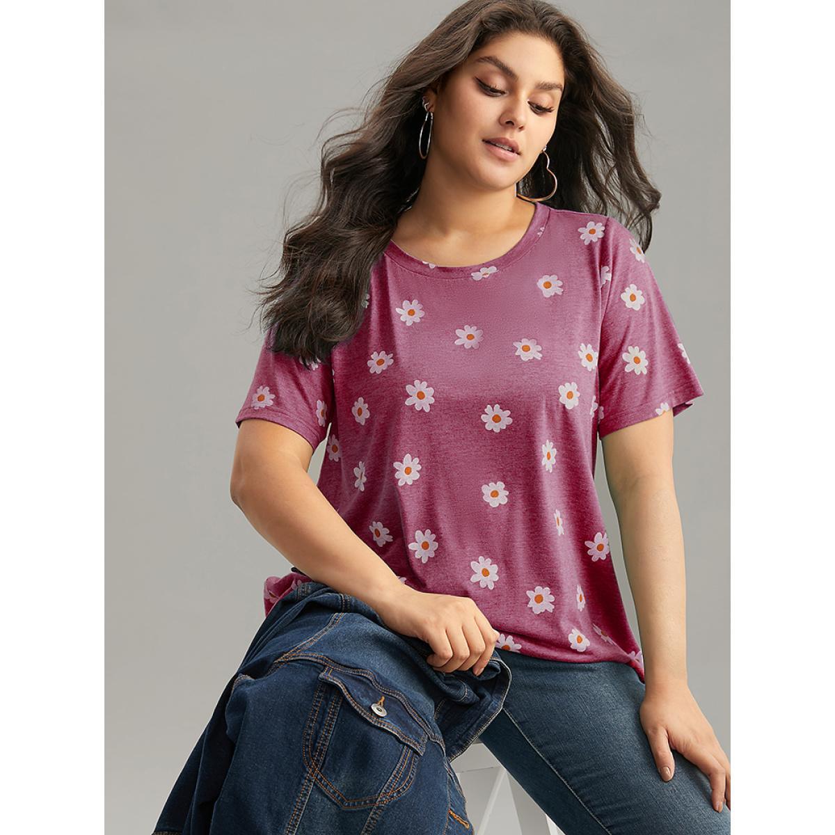 Plus Size Small Daisy Print Round Neck T-shirt Russet Women Casual Printed Plants Round Neck Dailywear T-shirts BloomChic 18-20/2X Product Image
