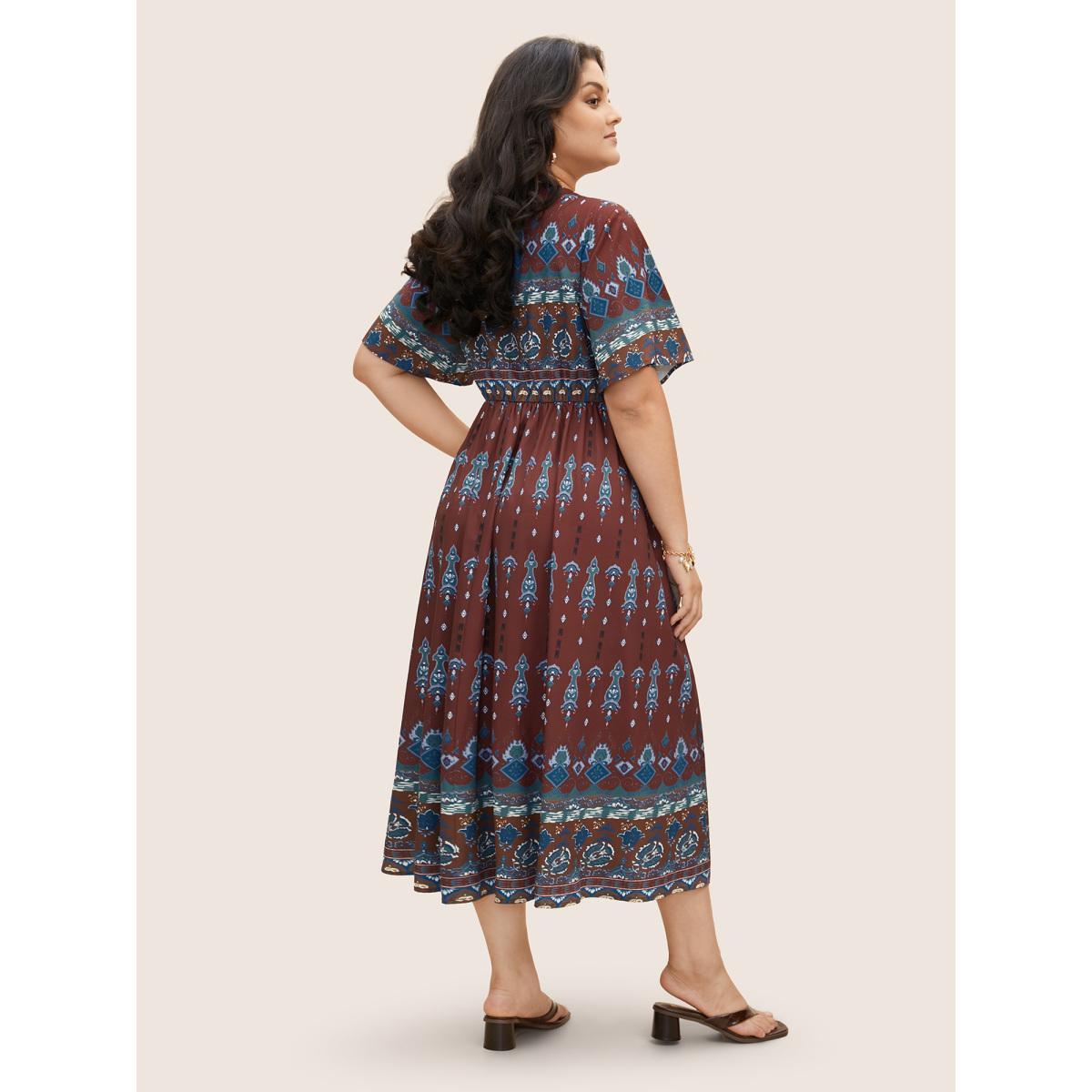 Plus Size Bandana Print Notched Button Detail Dress Scarlet Women Resort Gathered Notched collar Short sleeve Curvy BloomChic 26/4X Product Image