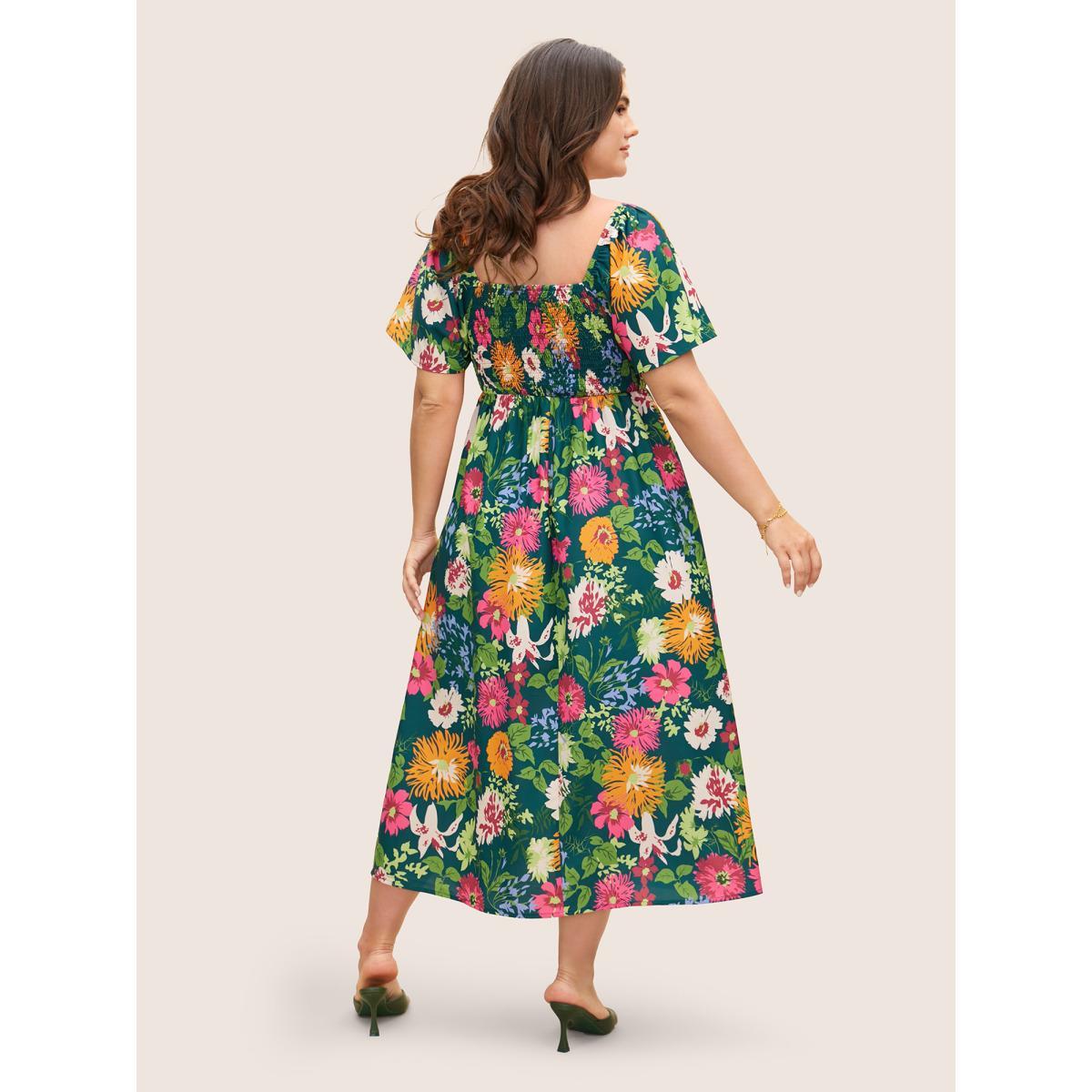 Plus Size Floral Shirred Square Neck Pocket Midi Dress DarkGreen Women Elegant Non Square Neck Short sleeve Curvy Midi Dress BloomChic 12/L Product Image
