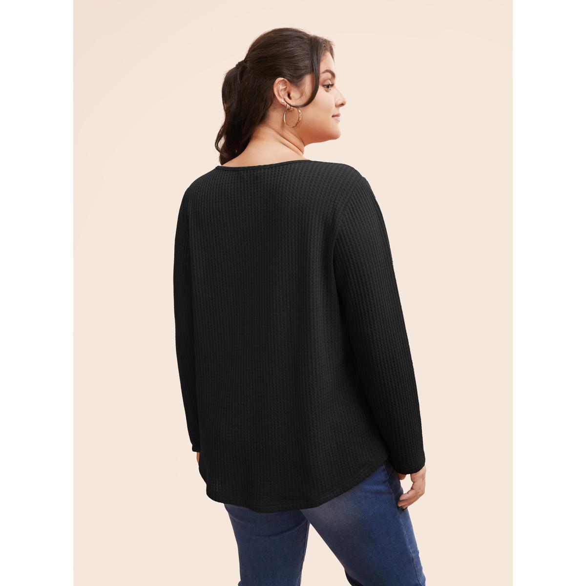 Plus Size Plain Waffle Knit Scoop Neck Plicated Detail T-shirt Black Women Casual Non Plain V-neck Everyday T-shirts BloomChic 30/6X Product Image