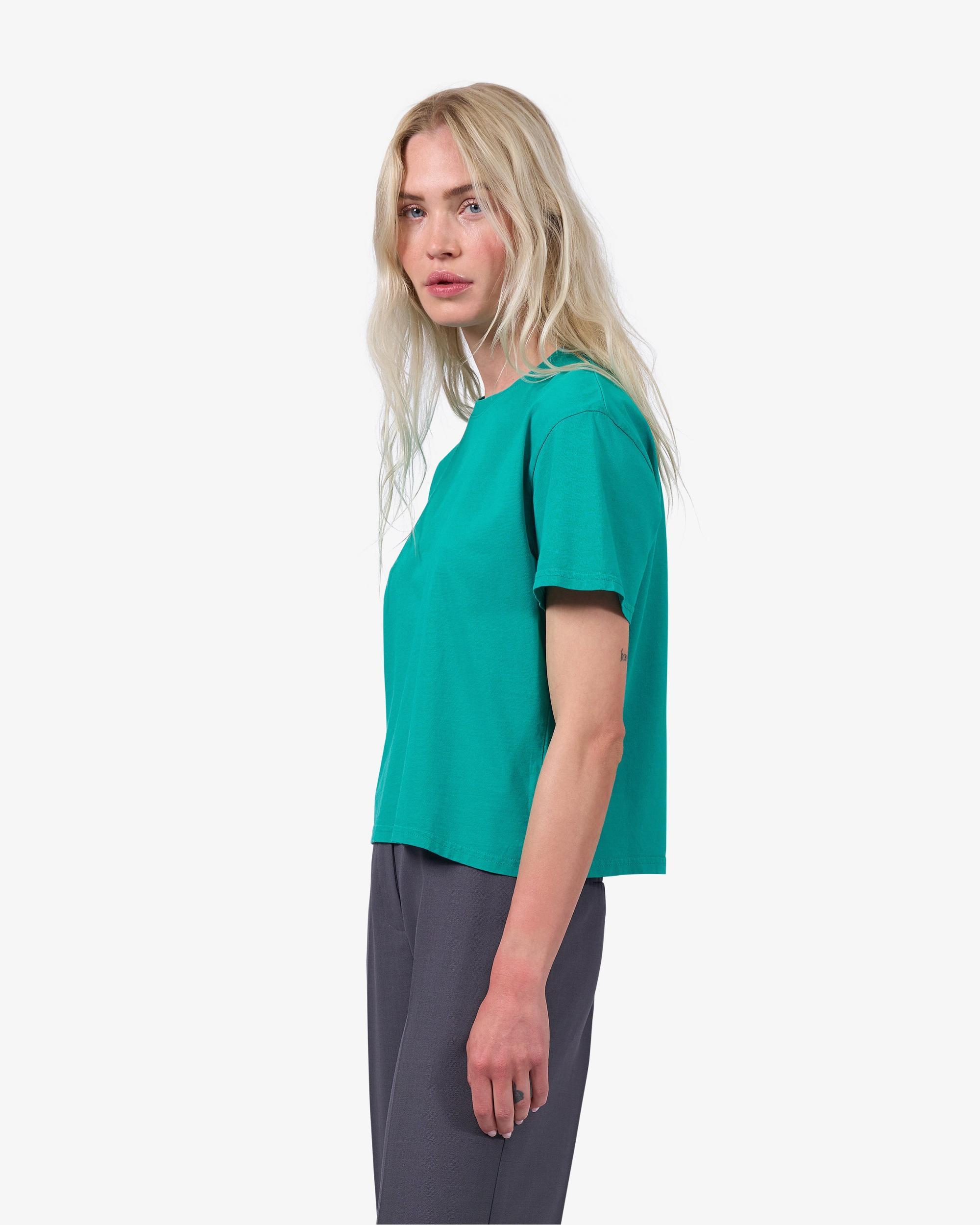 Type: CS2057/Organic Boxy Crop Tee/F Product Image