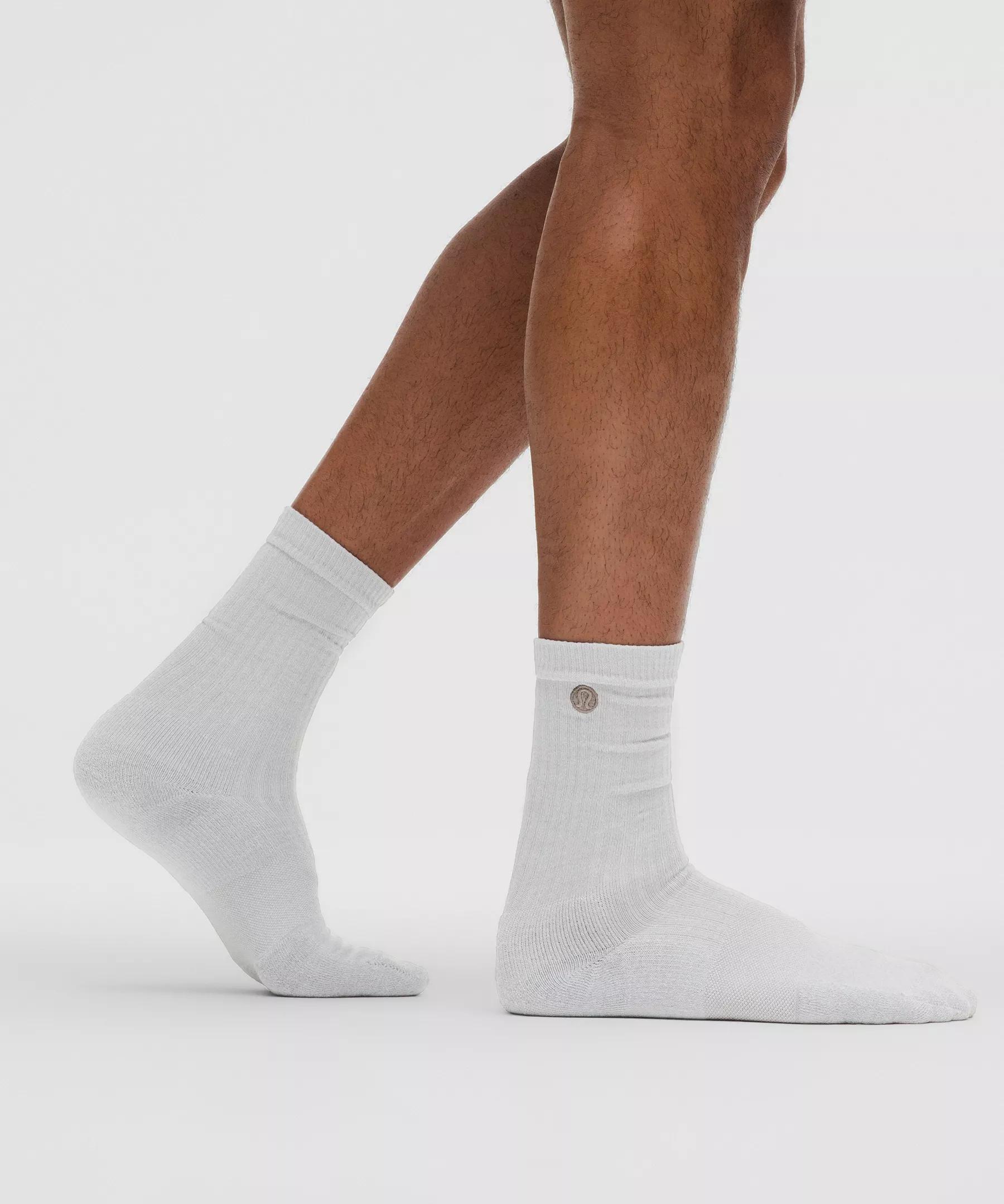 Men's Daily Stride Ribbed Comfort Crew Socks *3 Pack Product Image