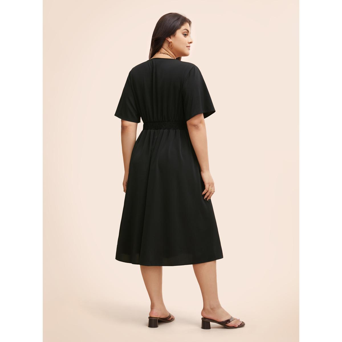 Plus Size Crochet Floral Overlap Collar Shirred Dress Black Women Elegant Woven ribbon&lace trim Overlap Collar Short sleeve Curvy BloomChic 14-16/1X Product Image