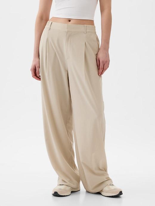 GapFit High Rise Runaround Trousers Product Image