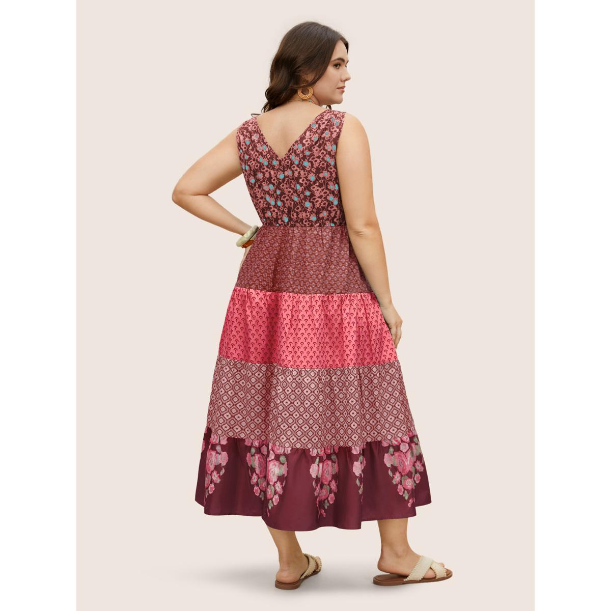 Plus Size Bandana Patchwork Floral Sleeveless Dress RedViolet Women Resort Pleated V-neck Sleeveless Curvy BloomChic 18-20/2X Product Image