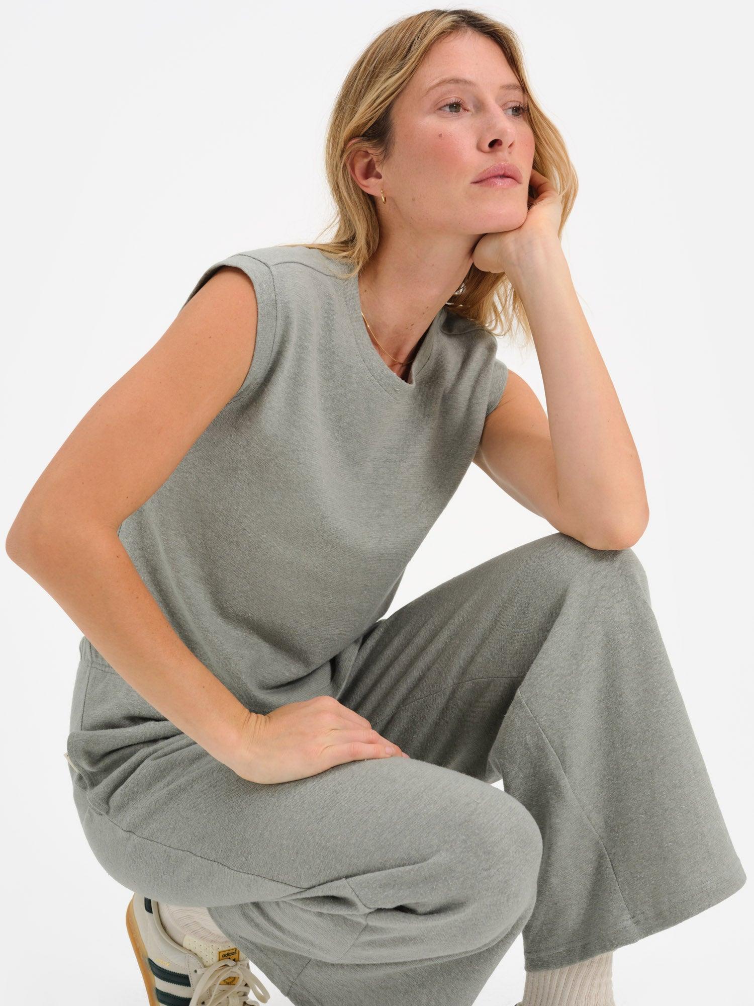 Regenerative Hemp Muscle Tank Female Product Image