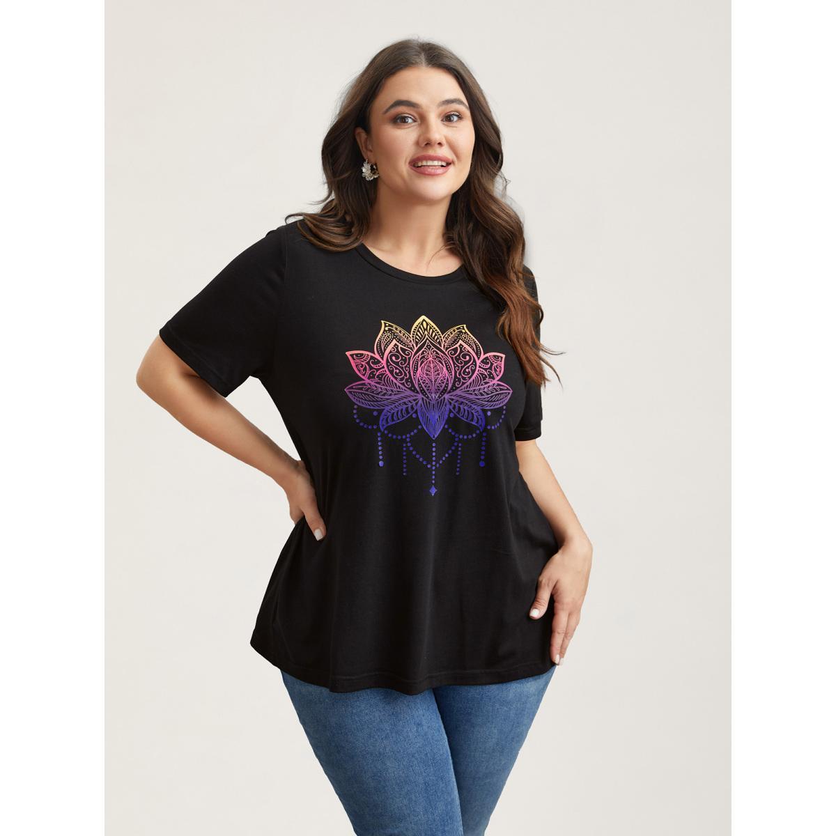 Plus Size Floral Motif Crew Neck Fitted T-Shirt Black Women Elegant Non Natural Flowers Round Neck Everyday T-shirts BloomChic 30/6X Product Image