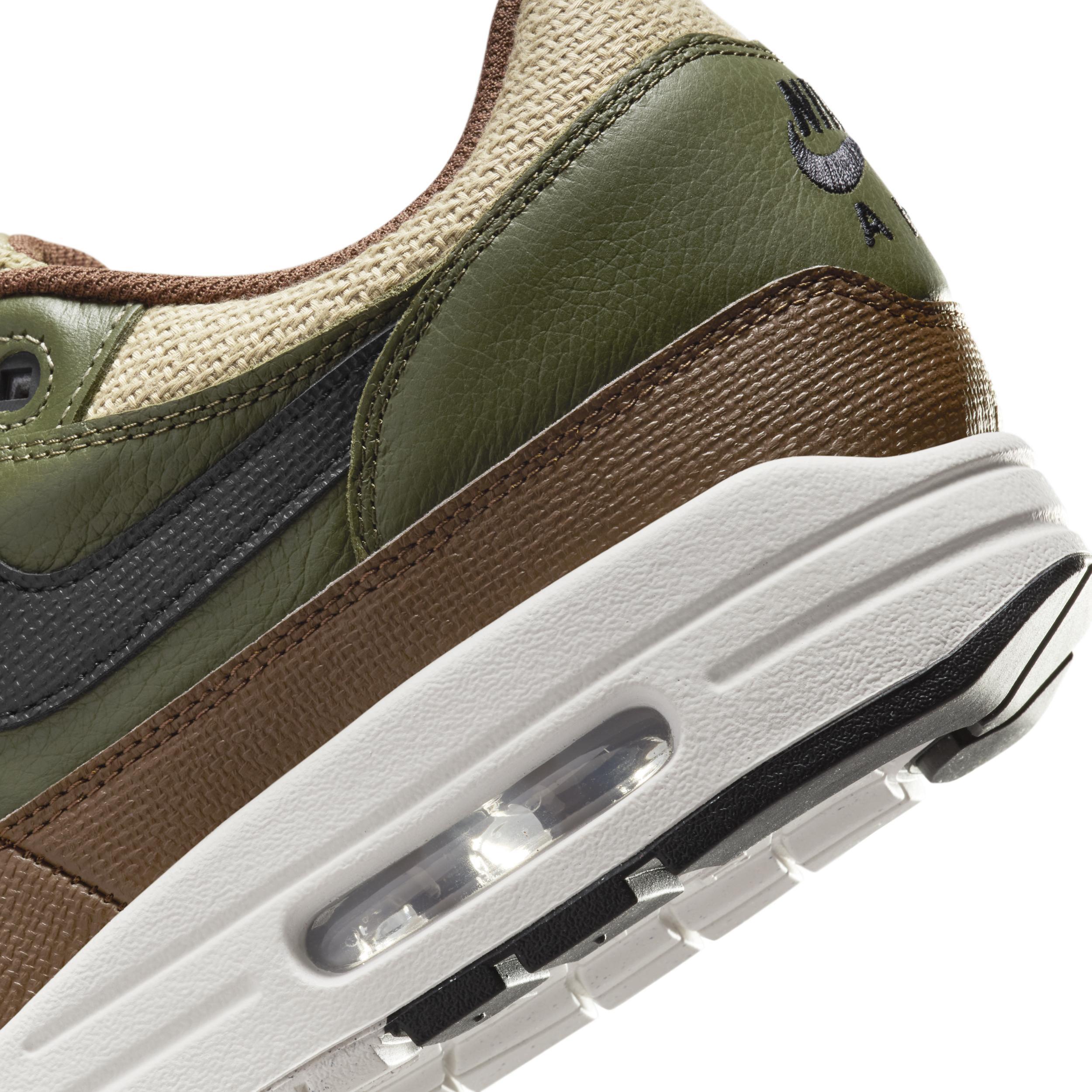 Nike Air Max 1 Essential Premium Men's Shoes Product Image
