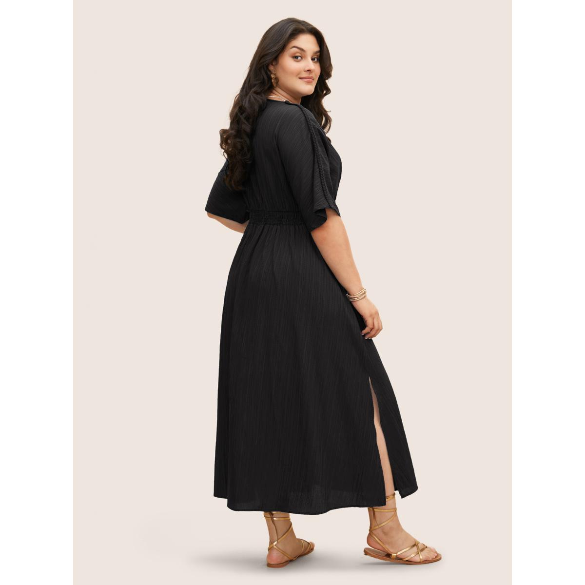 Plus Size V Neck Shirred Contrast Webbing Split Side Dress Black Women Resort Texture V-neck Half Sleeve Curvy BloomChic 26/4X Product Image