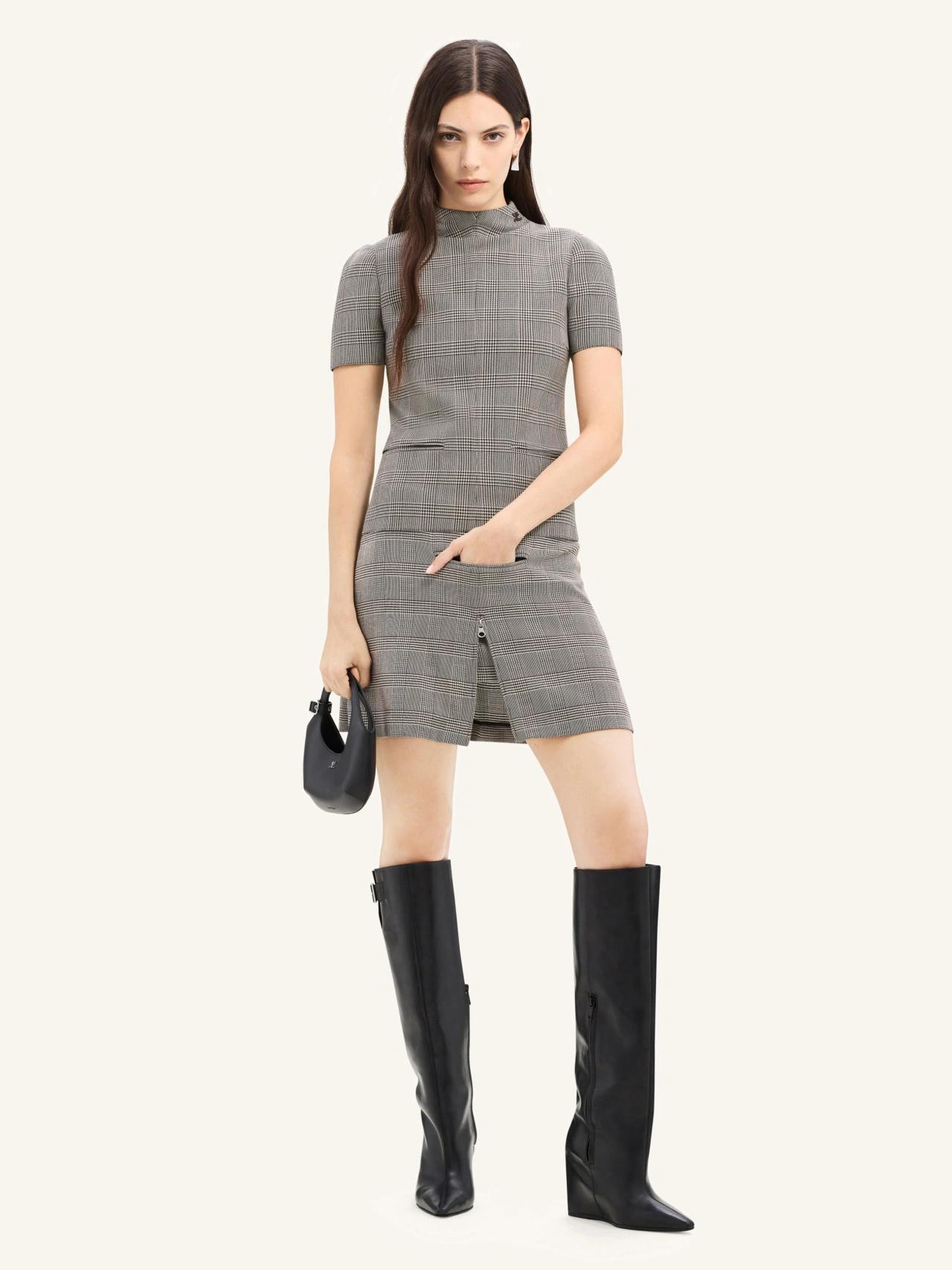 COURRÈGES Prince Of Wales-pattern T-shirt In Sand / Mud Brown Product Image