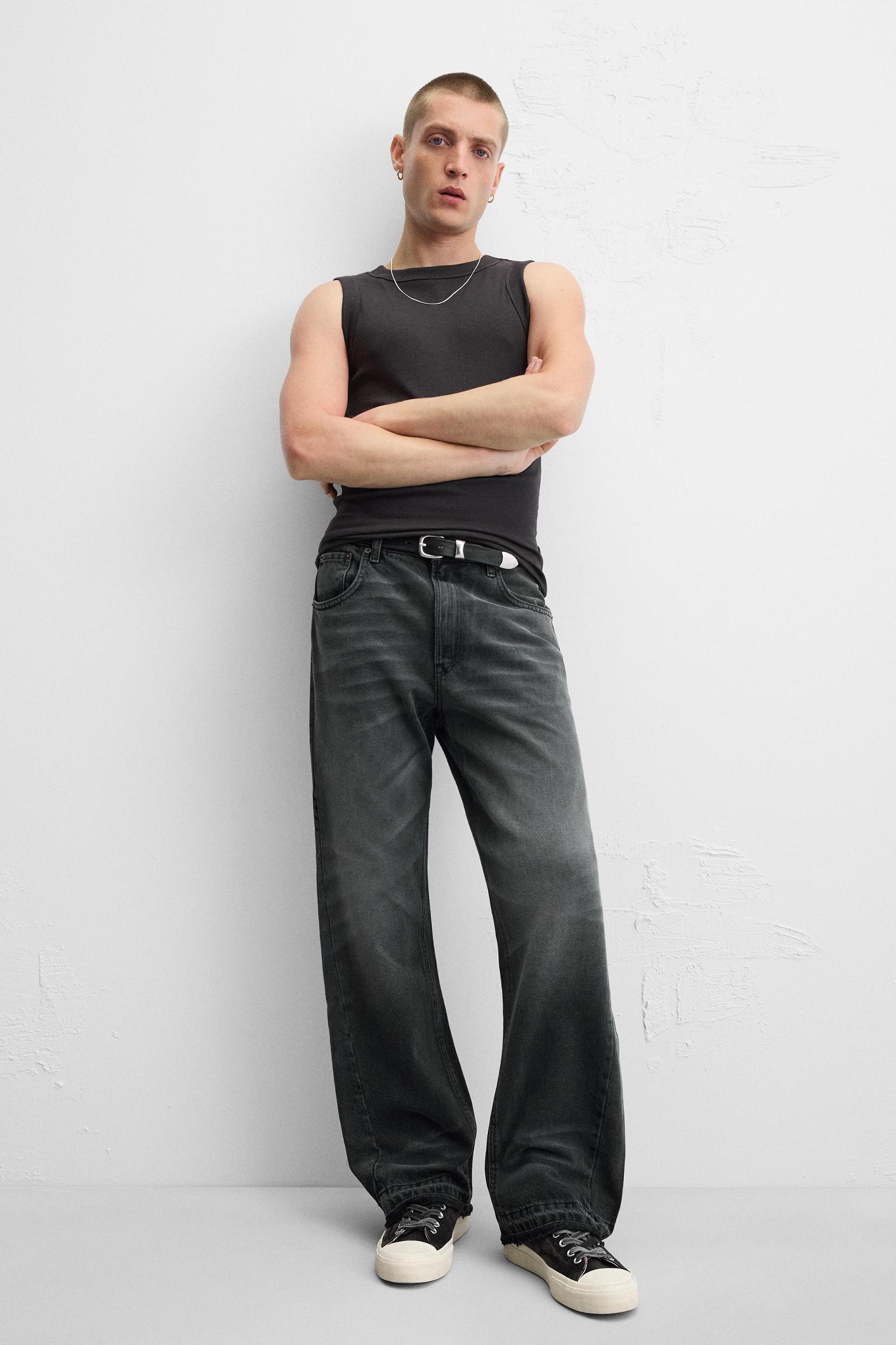 FLARE FIT JEANS Product Image