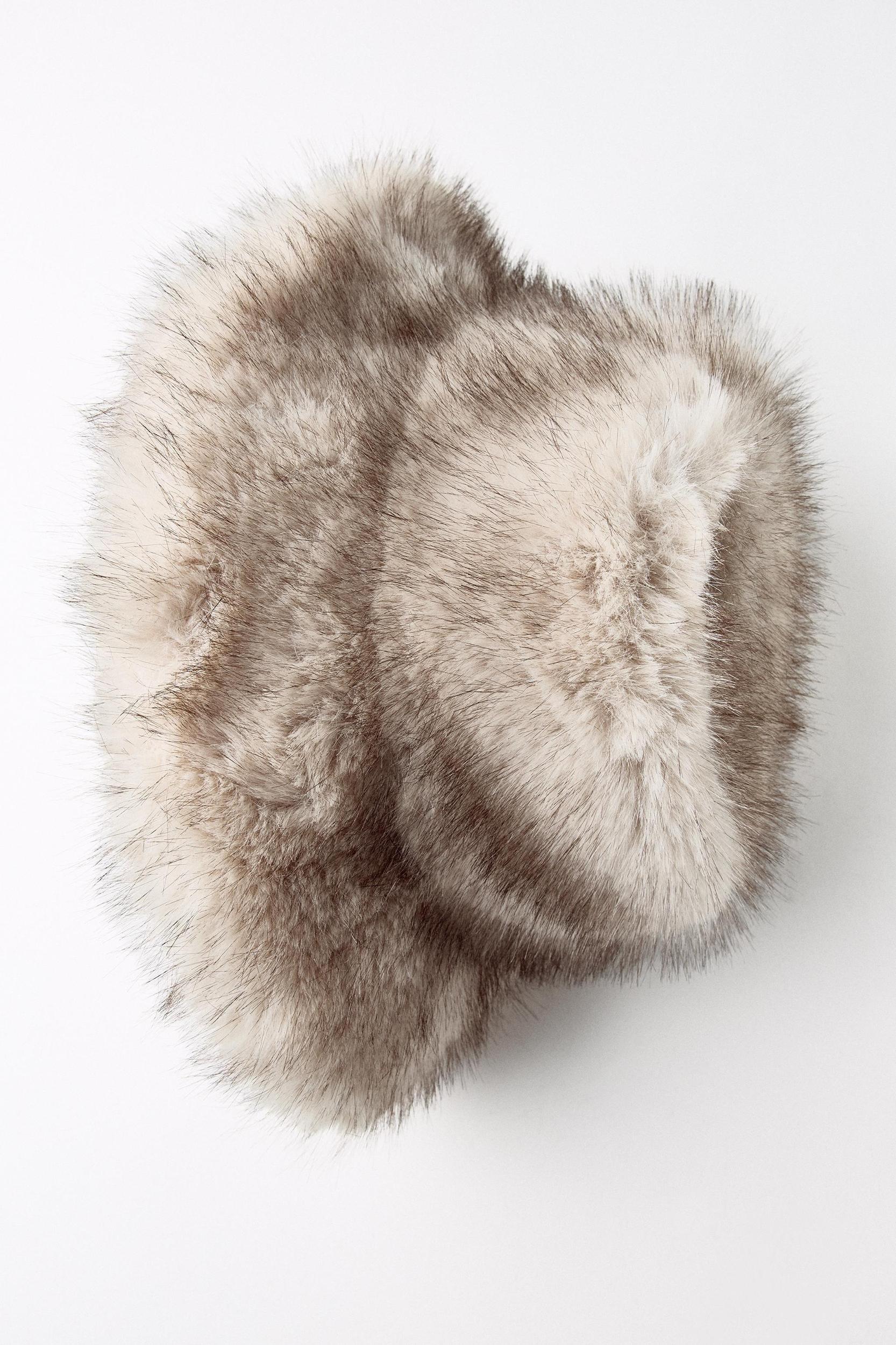FAUX FUR HAT Product Image