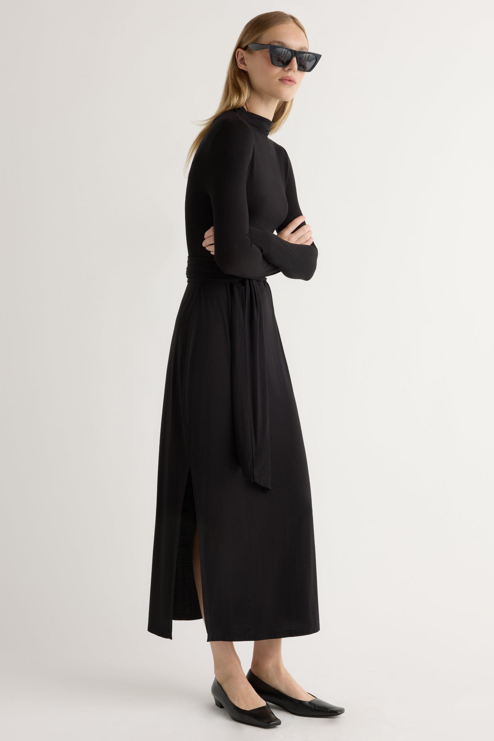 Vero Tie-Front Long-Sleeve Dress Product Image