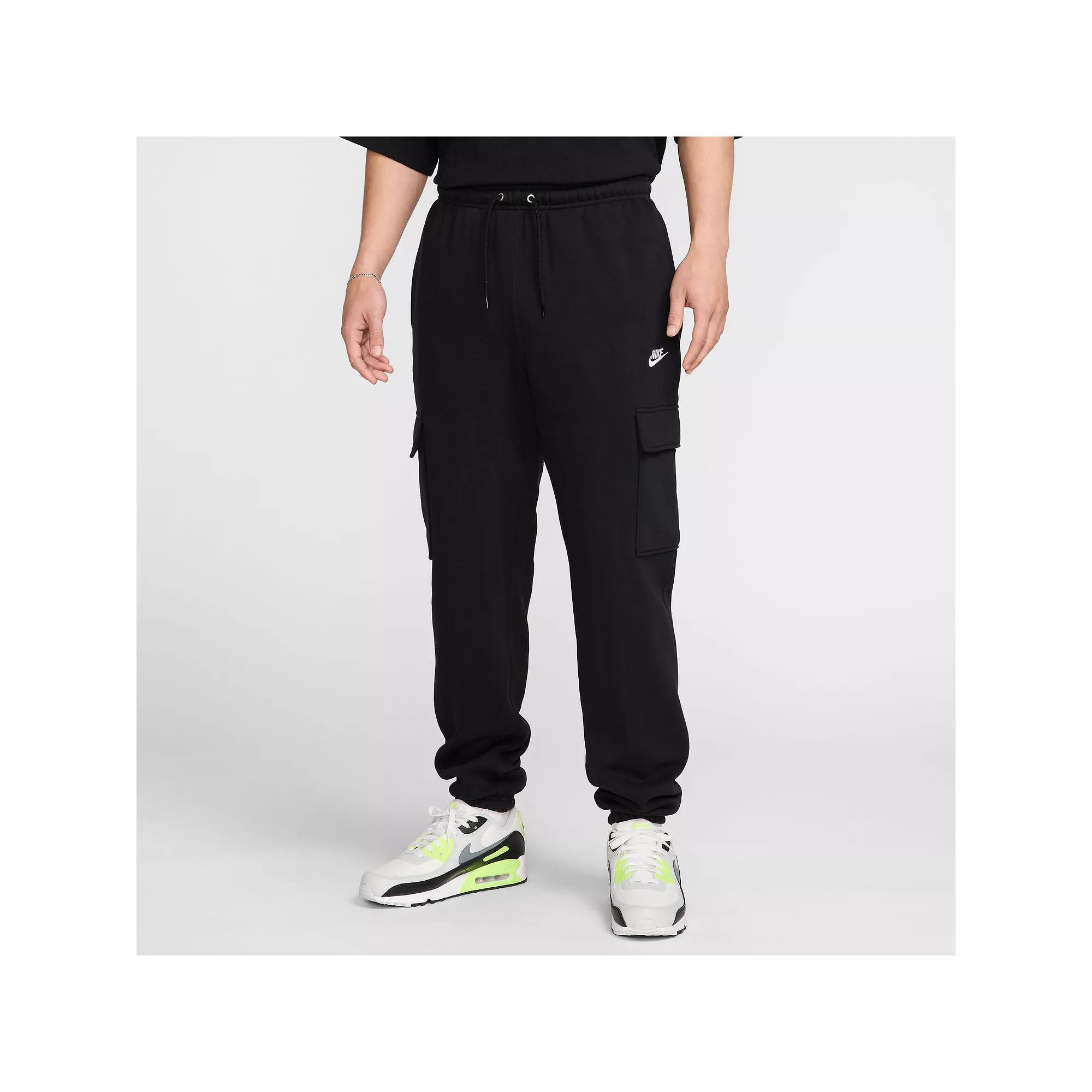 Nike Men's Club Fleece Cargo Pants Product Image