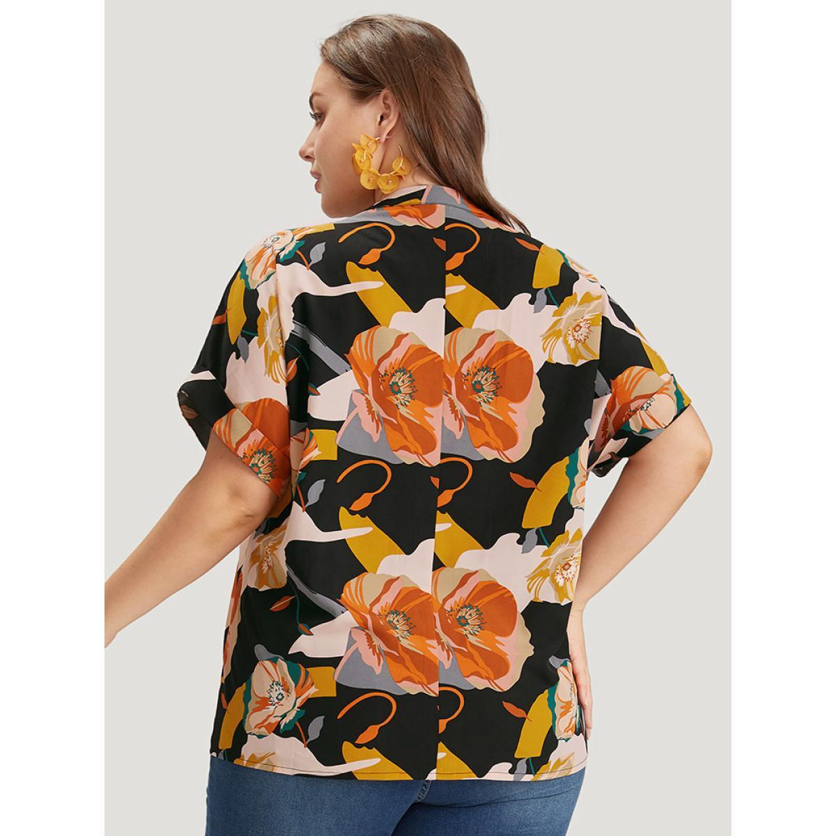 Plus Size Multicolor Floral Print Notched Cuffed Sleeve Blouse Women Elegant Short sleeve Notched collar Dailywear Blouses BloomChic 22-24/3X Product Image