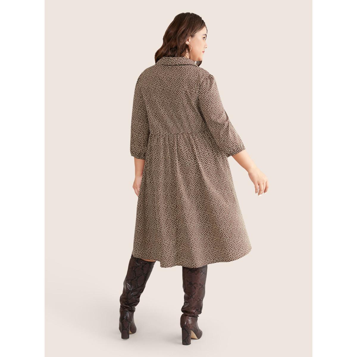 Plus Size Heart Print Lapel Collar Button Detail Knee Dress DarkBrown Women Casual Elastic cuffs Lapel Collar Elbow-length sleeve Curvy Knee Dress BloomChic 28/5X Product Image