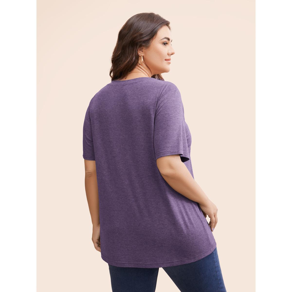 Plus Size Letter Print V Neck T-shirt Mauve Women Casual Positive slogan Dailywear T-shirts BloomChic 22-24/3X Product Image