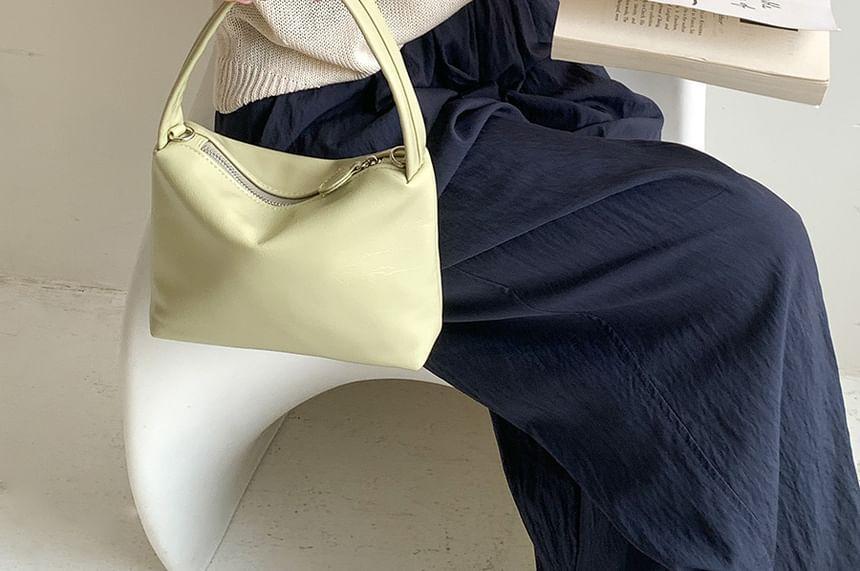 Plain Faux Leather Handbag Product Image