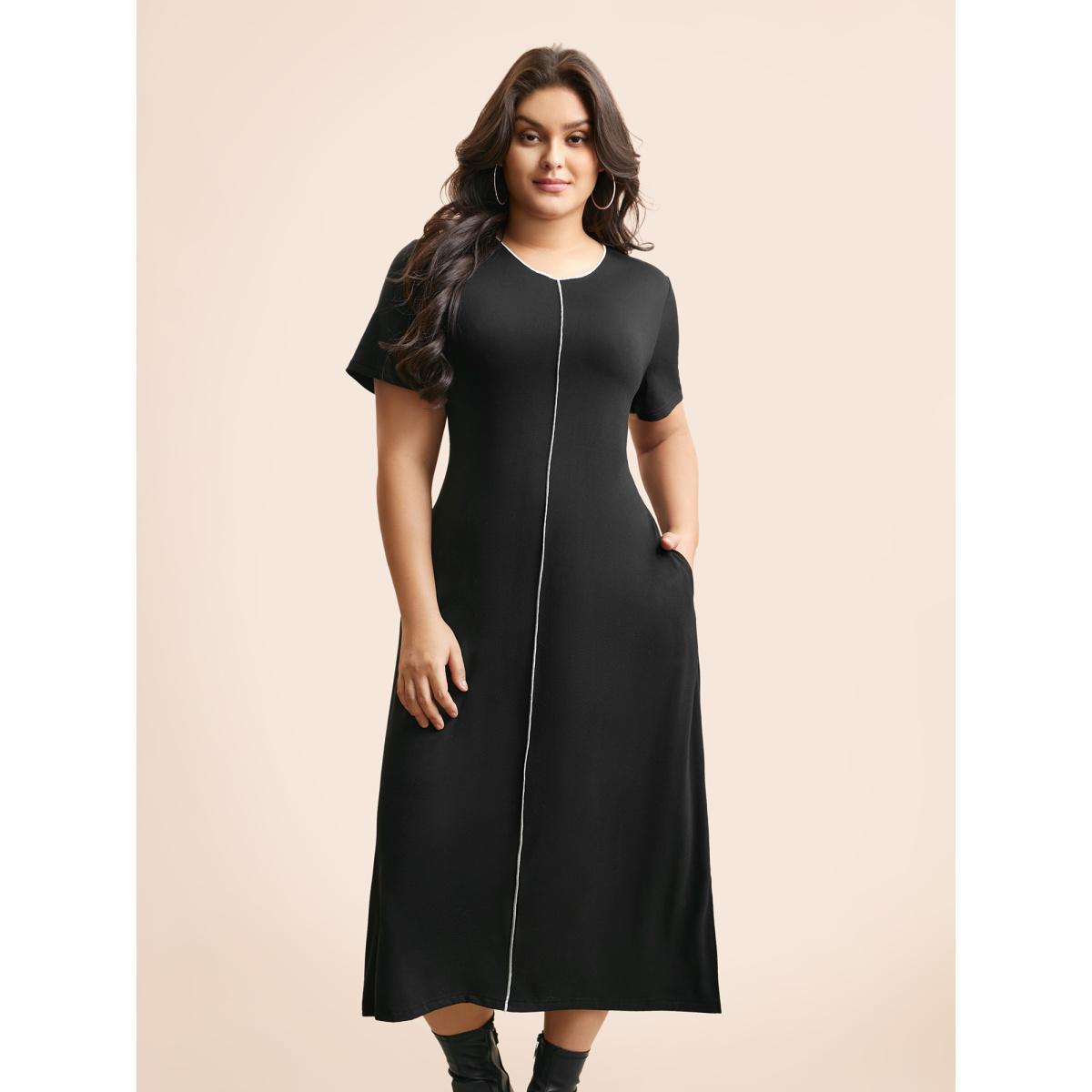 Plus Size Round Neck Contrast Topstitching Slit Hem Dress Black Women Casual Topstitching Round Neck Short sleeve Curvy BloomChic 28/5X Product Image