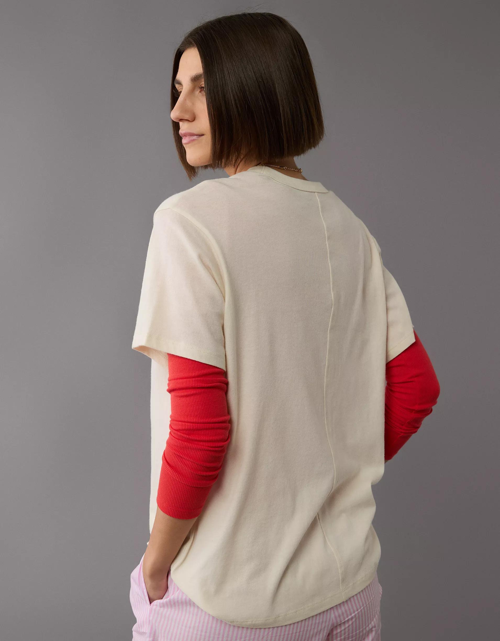 AE Oversized Valentine's Day Graphic T-Shirt Product Image