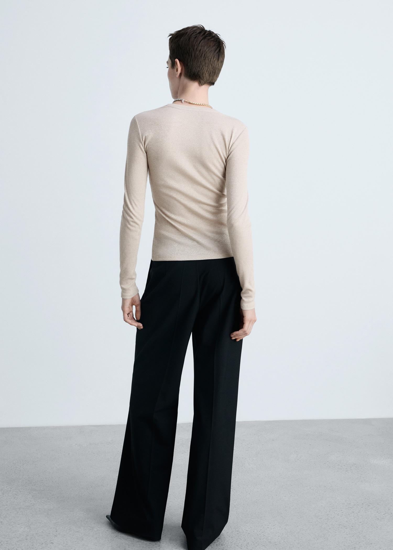 Lurex knitted t-shirt - Women | MANGO USA Product Image