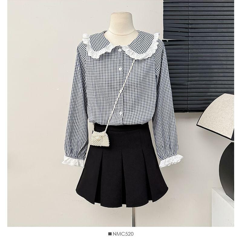 Gingham Peter Pan-Collar Loose Shirt Product Image