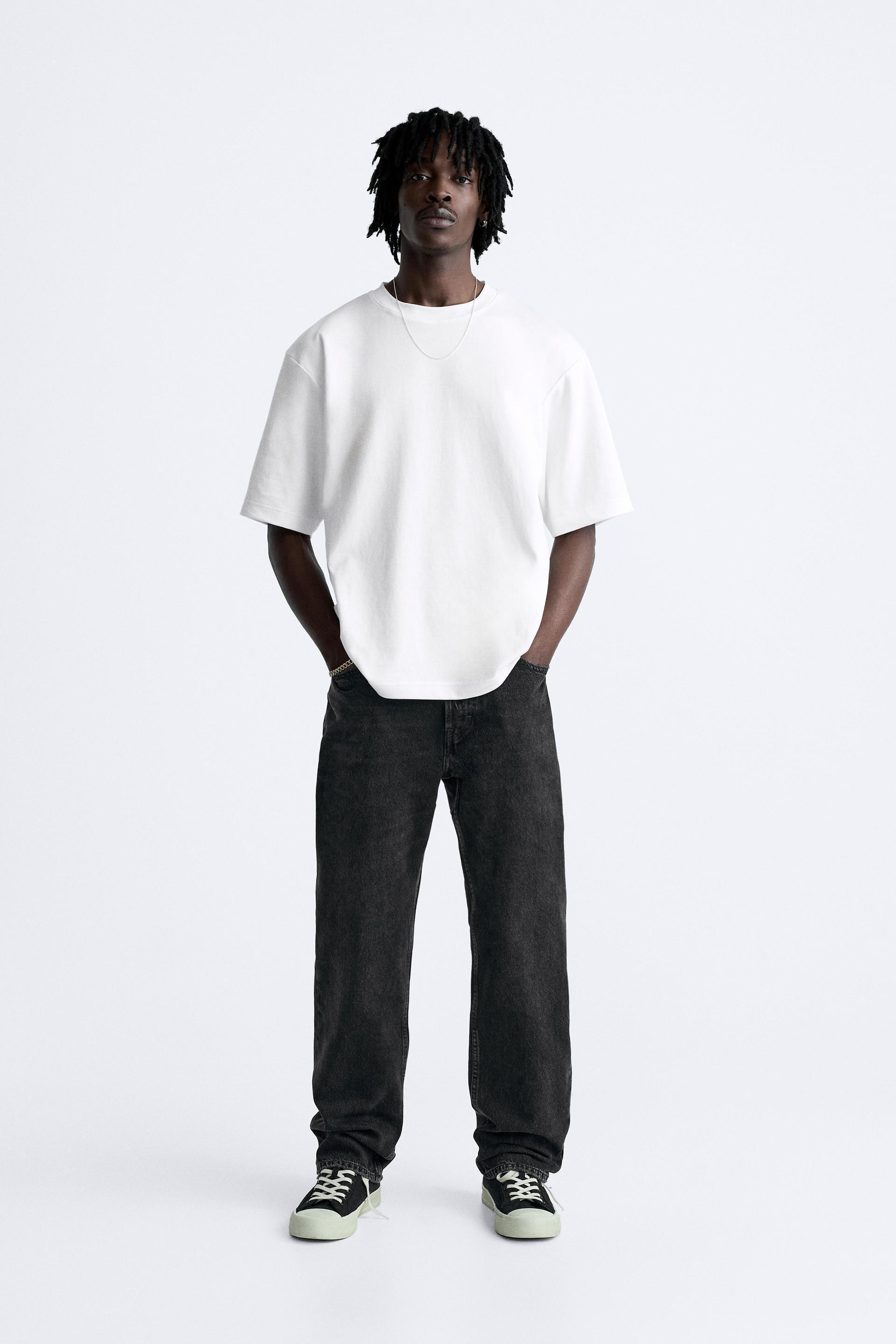 STRAIGHT FIT JEANS Product Image
