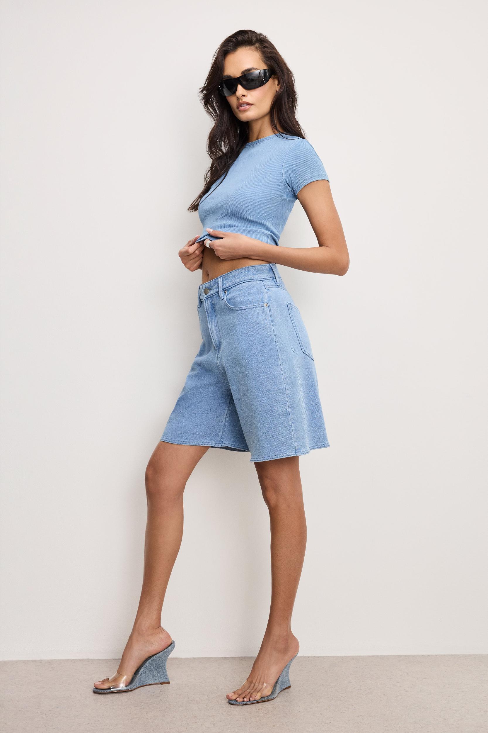 JEANIUS GOOD EASE BERMUDA SHORTS | INDIGO586 Product Image